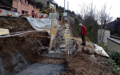 Deux murs de soutènement en cours de reconstruction (Plein Soleil et Chastagnier)