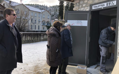 Installation de toilettes publiques automatiques dans le Parc